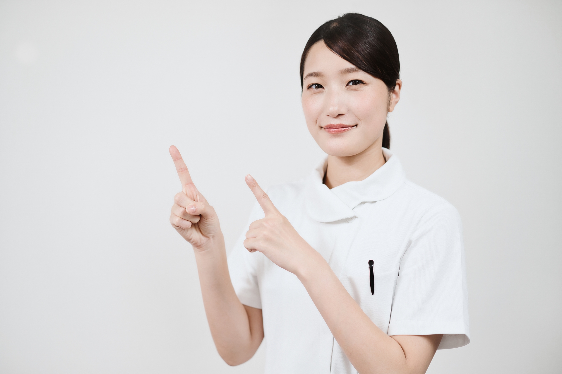 型取りから装着まで2回で完了する短期治療